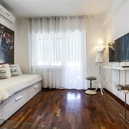 Apartment La Maison