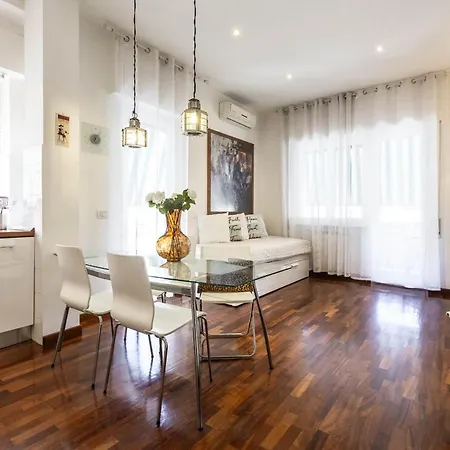 La Maison Apartment